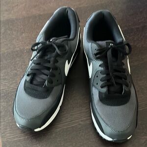 Nike Air Max 90 Iron Grey/White-Dk Smoke Grey